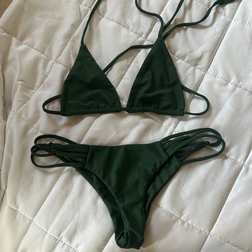 Benoa Swim Dark Green Bikini Set